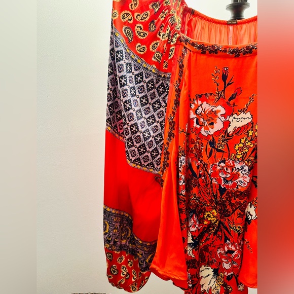 Free People Boho Floral Balloon Sleeve Top in Red, Size XS - Picture 6 of 12
